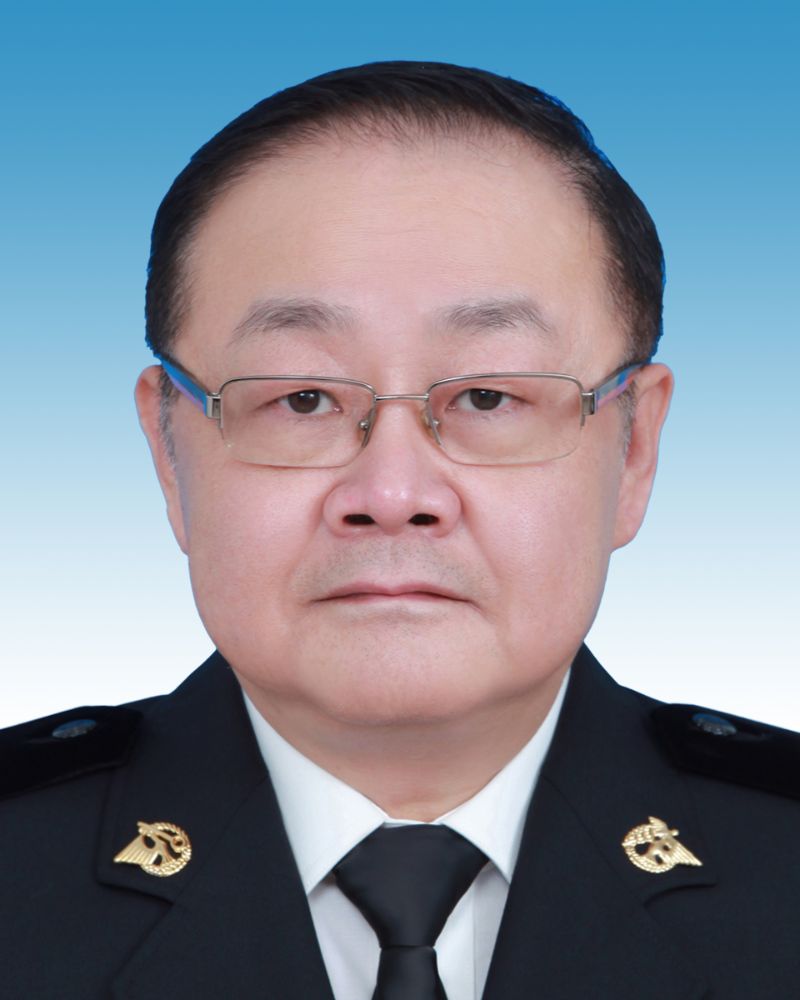 曹鸣